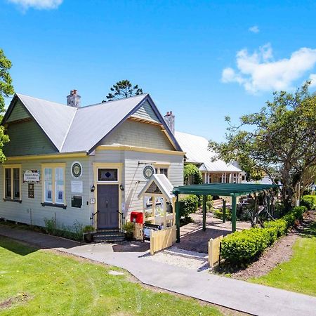 The Old Bank Gladstone Licensed Restaurant & Boutique Accommodation Hat Head Buitenkant foto