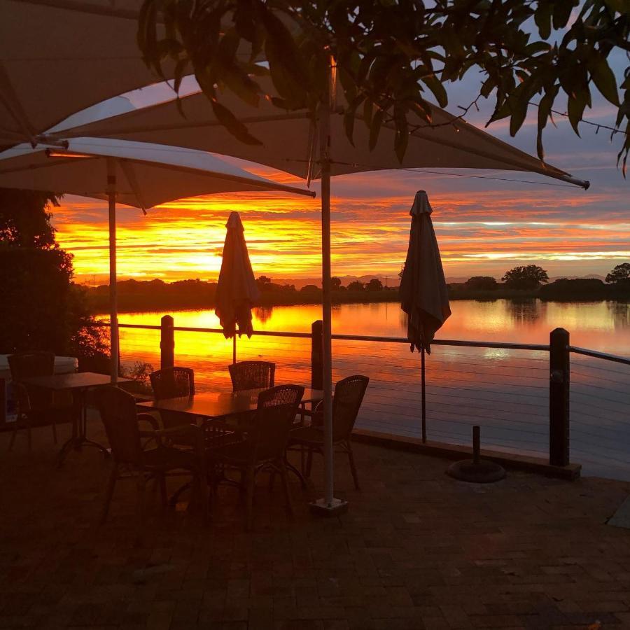 The Old Bank Gladstone Licensed Restaurant & Boutique Accommodation Hat Head Buitenkant foto